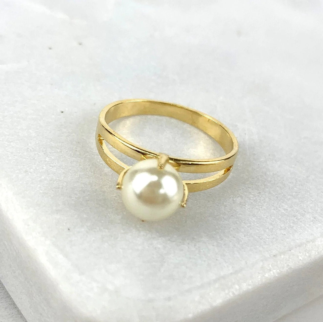 Ring Simulated Pearl Solitaire Design 18k Gold Filled