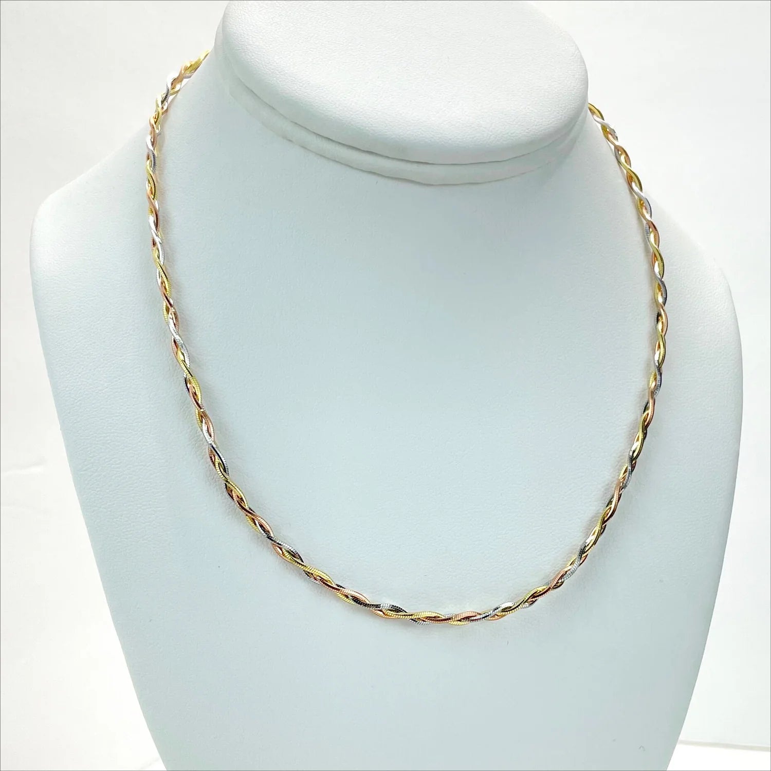 Choker Twisted Chain 3mm 17.5 " 3 Color Yellow Gold White Gold Rose Gold - 18K Gold Filled.  Bundle and Save. FREE SHIPPING on orders of $100 and over.  Sam's Jewelry World USA.